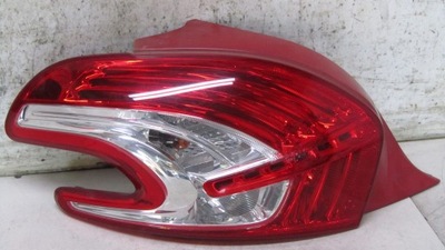 PEUGEOT 208 LAMPA LEWA TYŁ TYLNA 12-16 131