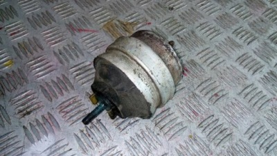Подушка двигателя audi a4 b6 1.6 b фото №1