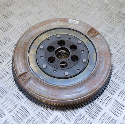 Bmw m3 f80 2016 колесо маховик фото №1