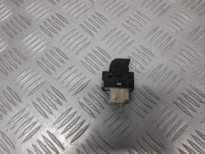 Кнопка скло лівий задня nissan primera p11 фото №1