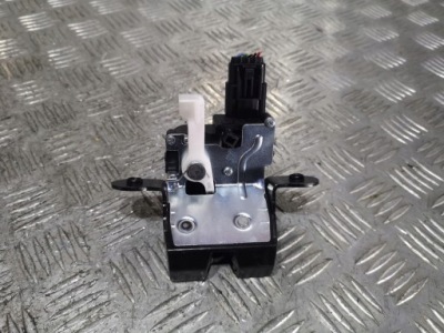 Замок крышки багажника задняя hyundai i30 iii 17-22 hb фото №1