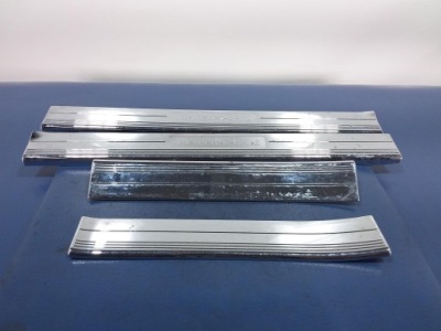 Mercedes cls w219 накладки пороговые хромированные фото №1