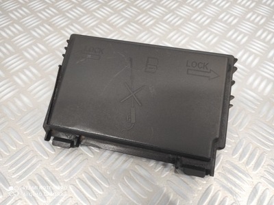 Крышка коробка предохранителей opel meriva b фото №1