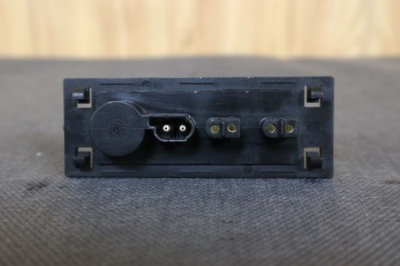 Mercedes slk r170 распределитель нагреватель трубопровод форсунка омывателя a126820111 фото №1