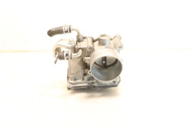 Дросельна заслінка toyota corolla e21 1.6valvematic фото №1