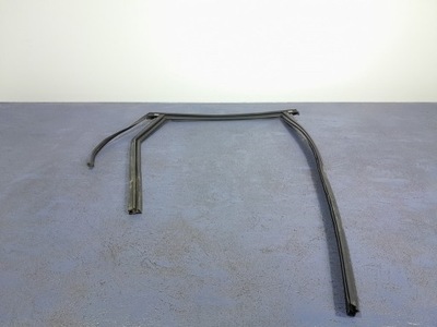 Volvo xc60 ii прокладка скло двері правий задня фото №1