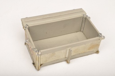 Aston martin db9 бардачок тунель фото №1