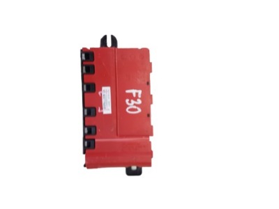 Bmw f30 клема плюсова розподільник струму 922775205 фото №1