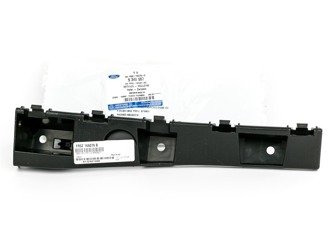 Ford оригинальный номер fr3b-16c067-ac кронштейн накладки порога фото №1