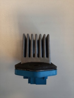 Резистор, резистор вентилятор оригинал kia 971113c000 фото №1