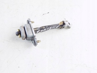 Subaru forester ii ограничитель дверь правый перед фото №1