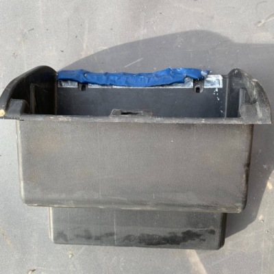 Бардачок полиця пасажира mc140221 mitsubishi canter фото №1