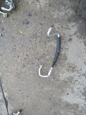 Трубка кондиціонера 924548625r фото №1