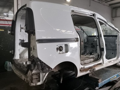 Крила правий задня dacia dokker фото №1