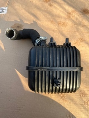 Резонатор давления audi porsche 8k0129955a фото №1