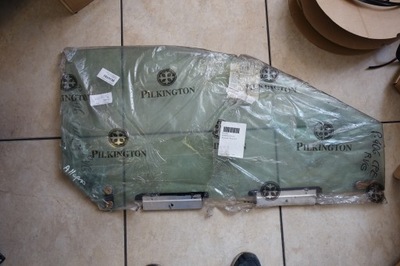 Peugeot 406 coupe 97 стекло боковая дверь правая фото №1