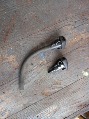 Форсунки омыватель стекло перед hyundai ix20 фото №1