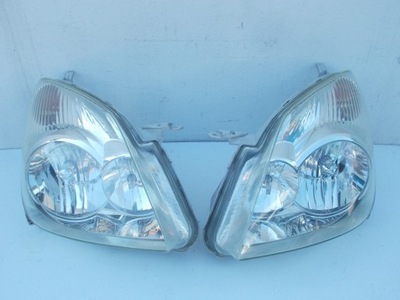 Фара лампа toyota corolla verso 00-04 koito фото №1