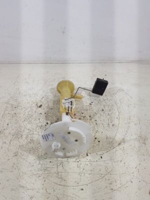 Поплавок датчик уровня топливной  jeep compass 1 07 год 2.4b фото №1