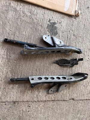 Audi a8 d4 петлі капот комплект фото №1