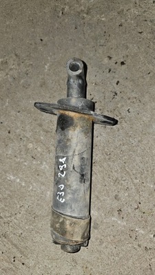 Отбойник левый передний бампера bmw e30 фото №1