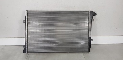 Hella радіатор wody 8mk376765-121 фото №1