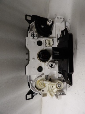 Панель управление кондиционера mazda 2 фото №1