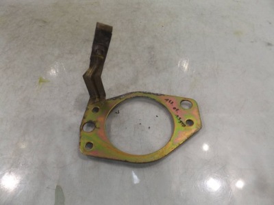 Alfa 147 1,9jtd кронштейн трубопровод усилителя фото №1