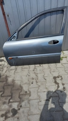 Двері ліва перед renault laguna hb 96r фото №1