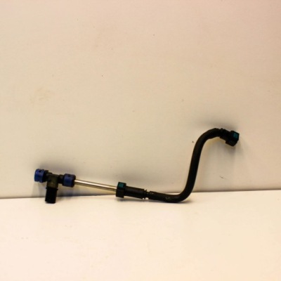 Volvo v40 2014 шланг топлива фото №1