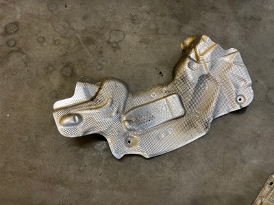 Лист захист теплова mercedes gl x166 3.0 cdi фото №1