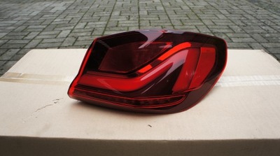 Задня права лампа bmw 1 i f40 led фото №1
