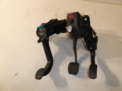 Renault master iii педаль педали 180101626r фото №1