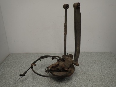 Hyundai tucson 2.0 crdi 2wd 04- поворотный кулак задняя левая фото №1