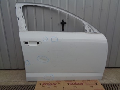 Skoda octavia iii 3 дверь правое передние фото №1