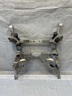 Maserati grecale 2.0b підрамник підрамник 06702170190 фото №1