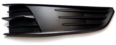 Skoda оригинальный номер 6v0807368 решётка бампера фото №1