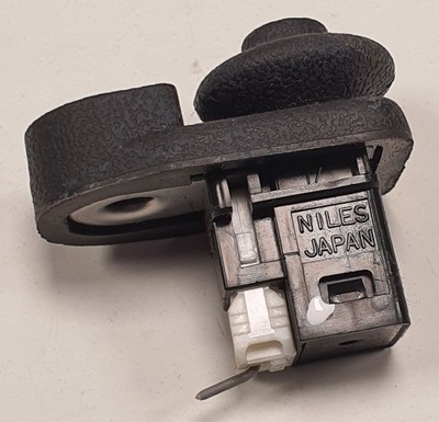 Датчик доводчик дверь infiniti fx50 fx ii фото №1