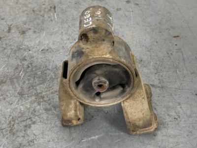 Kia ceed 2011 кронштейны i лапы фото №1