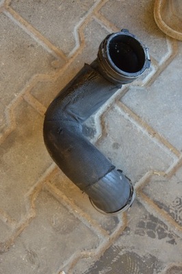 Audi a6 c6 труба інтеркулер 4f0145737t фото №1