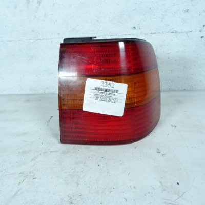 Vw passat b4 kombi лампа задня права фото №1