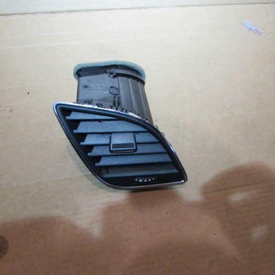 Leon iii решётка обдув консоли правая 5f1820902 фото №1