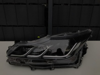 Toyota corolla e21 ліва фара перед led седан 18- фото №1