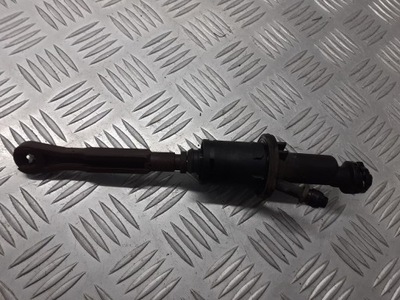 Помпа сцепления citroen c4 picasso 1.8 фото №1