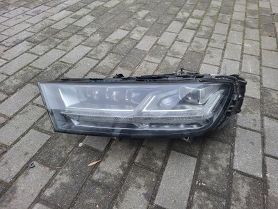 Лампа ліва full led q7 4m0941035 комплектна стан bdb фото №1