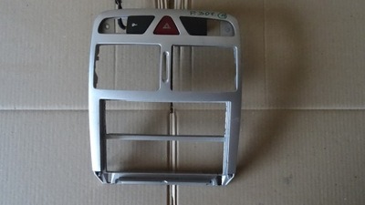 Peugeot 307 1.4 8v панель рамка радіо 9634505077 фото №1