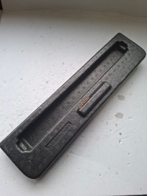 Вкладыш вкладка багажника ford ecosport fn1b17005b фото №1