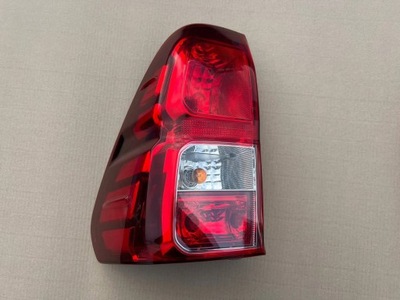 Toyota hilux vii задня ліва лампа lift led фото №1