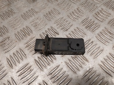 Alfa romeo stelvio f00c2g8666 з передній витратомір фото №1