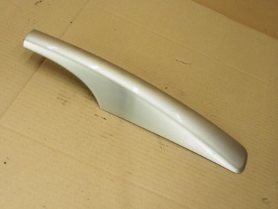 Захист заглушка рейлінг правий перед peugeot 307 sw kombi ezrc фото №1